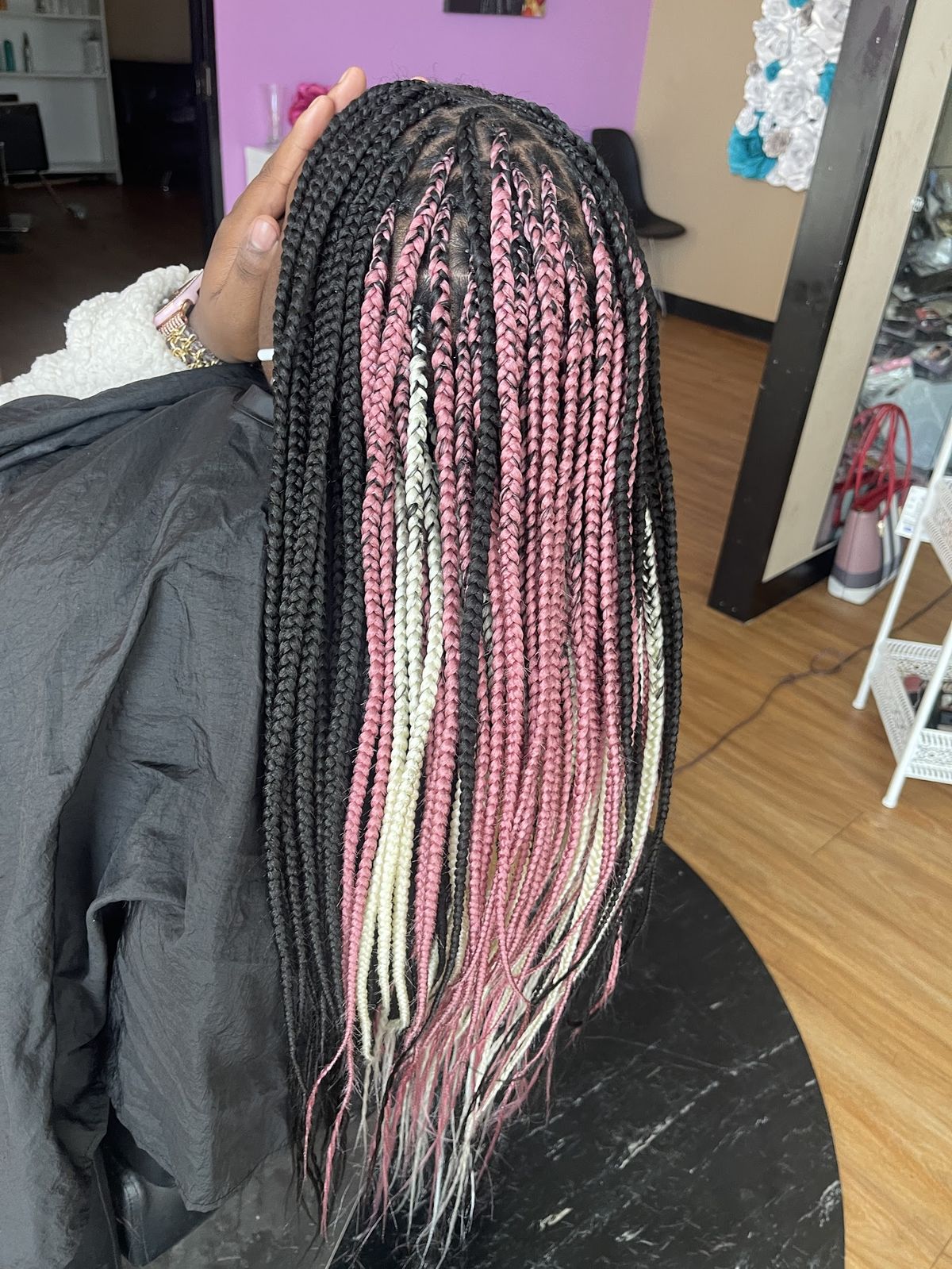 Inside African Hair Braiding Expert